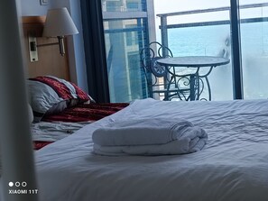 1 bedroom, WiFi, bed sheets - Okeanos bamarina hotel marina Herzliya (הרצליה)