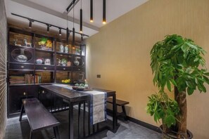 Interior - Qingyi Holiday Hostel (Hangzhou)