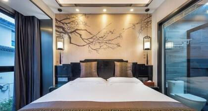 Qingyi Holiday Hostel