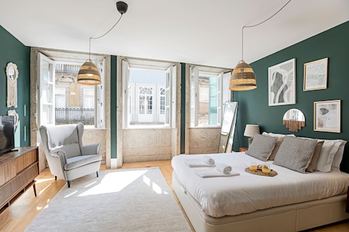 Lóios 66 by LovelyStay