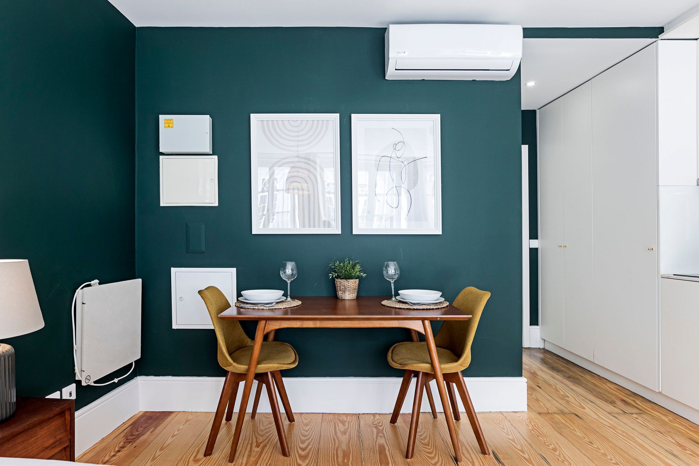 City Studio (2) | Living area | Flat-screen TV