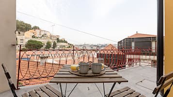 Deluxe Apartment | Terrace/patio