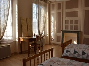 3 chambres, accès au Wi-Fi (inclus)