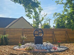 Property grounds - Charming cottage for 12 near Le Mans with heated pool (Changé)