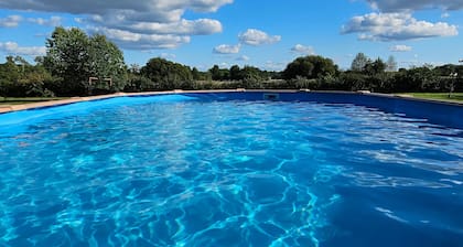 Charming 3-Star Cottage Near Le Mans with Hot Tub, Parking, and Family-Friendly Amenities