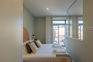 City Apartment | 1 bedroom, iron/ironing board, free WiFi, bed sheets - 31 Janeiro 157 (Porto)