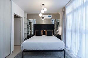 Desk, iron/ironing board, free WiFi, bed sheets