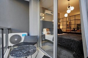 Desk, iron/ironing board, free WiFi, bed sheets