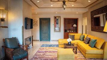 Smart TV, chimenea, Netflix, piso con calefacción