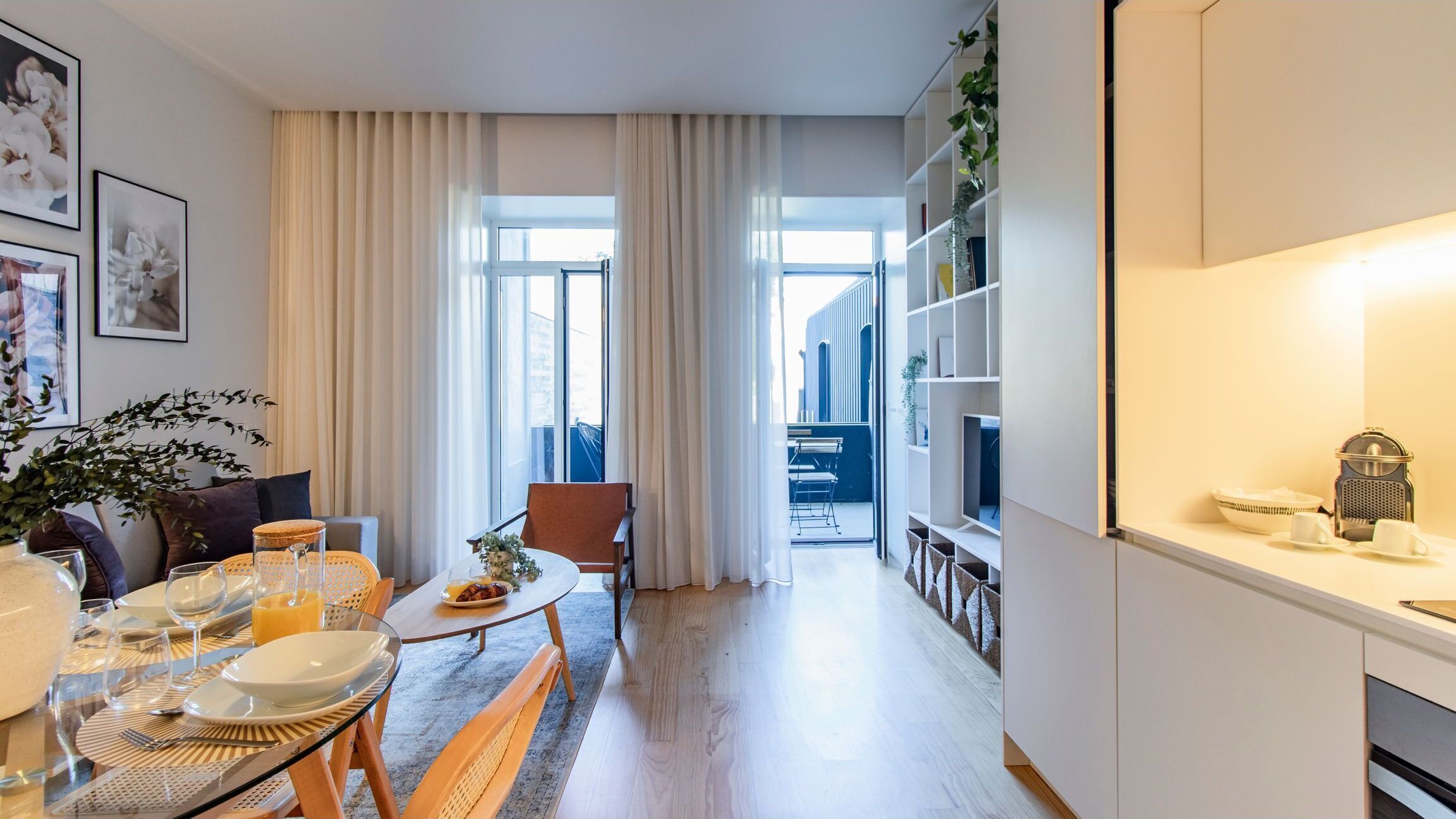 Estudio urbano | Área de sala de estar | Televisión de pantalla plana 