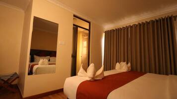 Free WiFi, bed sheets