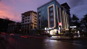 Mặt tiền nơi lưu trú