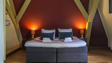 Superior Double Room | In-room safe, individually decorated, individually furnished, desk