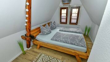 2 Schlafzimmer, Schreibtisch, WLAN, Bettwäsche