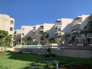 Outdoor pool - Very high standing apartment with sea view in Mohammedia (Mohammédia)