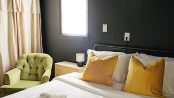 3 habitaciones, tabla de planchar con plancha y wifi gratis