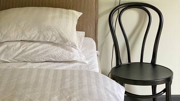 Double Room | Individually decorated, free WiFi, bed sheets