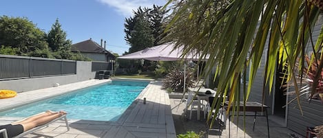 Piscine extérieure, piscine chauffée