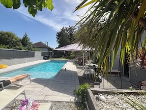 Piscine extérieure, piscine chauffée