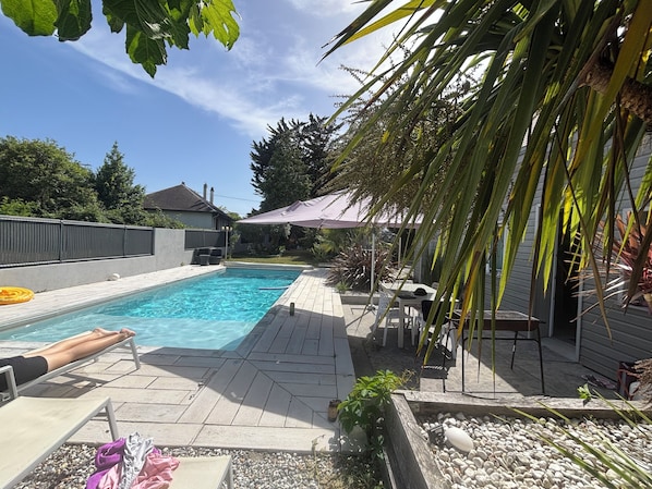 Outdoor pool, a heated pool