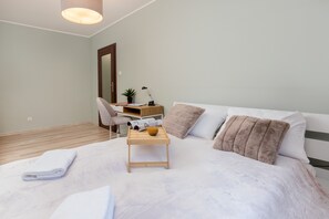1 bedroom, free WiFi, bed sheets - Kaskada Redlowska Apartment by Renters (Gdynia)