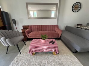 Smart TV, books