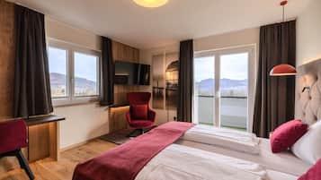 Comfort Double Room, Balcony, Lake View | Hypo-allergenic bedding, in-room safe, desk, free WiFi