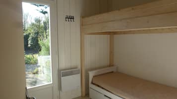 1 chambre, fer et planche à repasser, lit parapluie, Wi-Fi gratuit