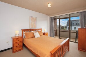 3 chambres, fer et planche à repasser, Wi-Fi gratuit