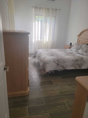 3 bedrooms, free WiFi, bed sheets