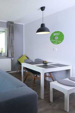 Dining - *New since 2023* FeWo No. 3 Friesenhuus Carolinensiel (Carolinensiel-Harlesiel)