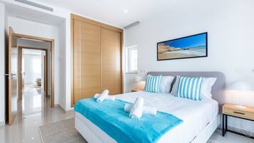 3 bedrooms, iron/ironing board, travel crib, WiFi
