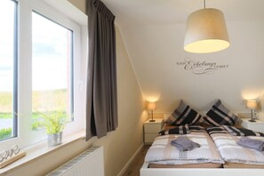 2 Schlafzimmer, Bügeleisen/Bügelbrett, Reisekinderbett, kostenloses WLAN