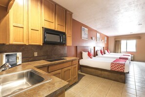 Private kitchen - OYO Hotel Jewett TX Southwest, I-45 (Jewett)