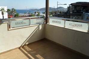 Property grounds - Ozukara Apartments 1 (Bodrum)
