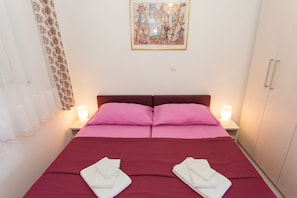 1 habitación, wifi gratis y ropa de cama