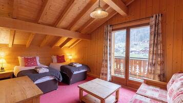 Habitación clásica con 2 camas individuales | Wifi gratis y ropa de cama