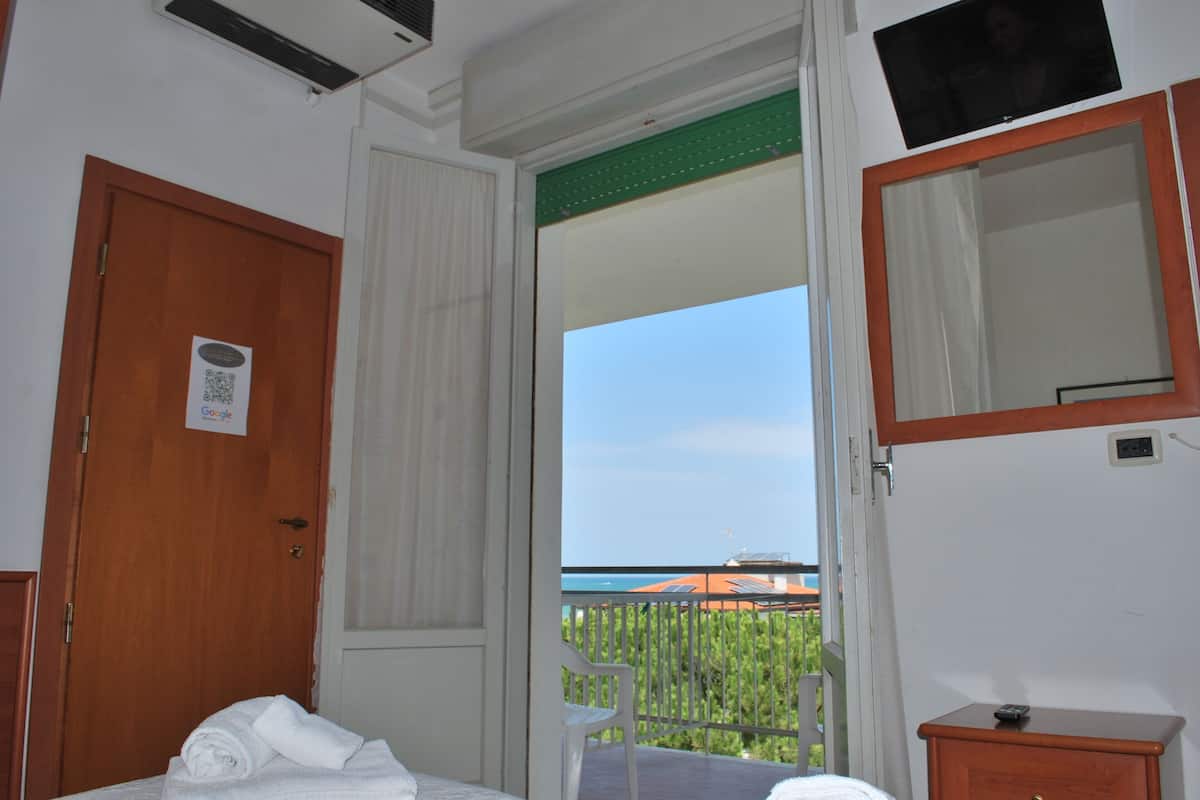 Standard Triple Room | Down comforters, in-room safe, desk, laptop workspace