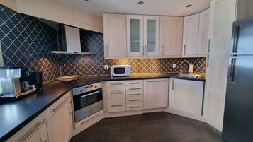 Comfort Apartment (Breakfast not included) | Cuisine privée