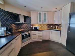 Comfort Apartment (Breakfast not included) | Cocina privada