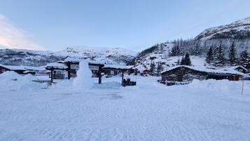 Tweepersoonskamer | Uitzicht vanaf balkon