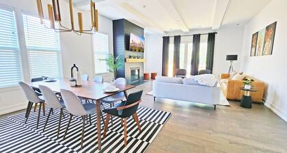 Modern South End Home that Sleeps 10 - Walk to Breweries!