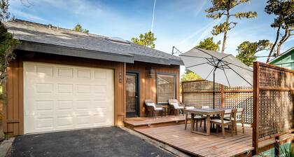 Worcester Lodge: 2 BR, 2 BA House in Cambria, Sleeps 4
