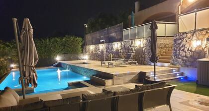 Luxury accommodation with panoramic sea view in a villa high above Cannes