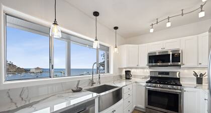 108MT#2 - Prime location on the hillside of Avalon overlooking harbor W/ GOLF CA