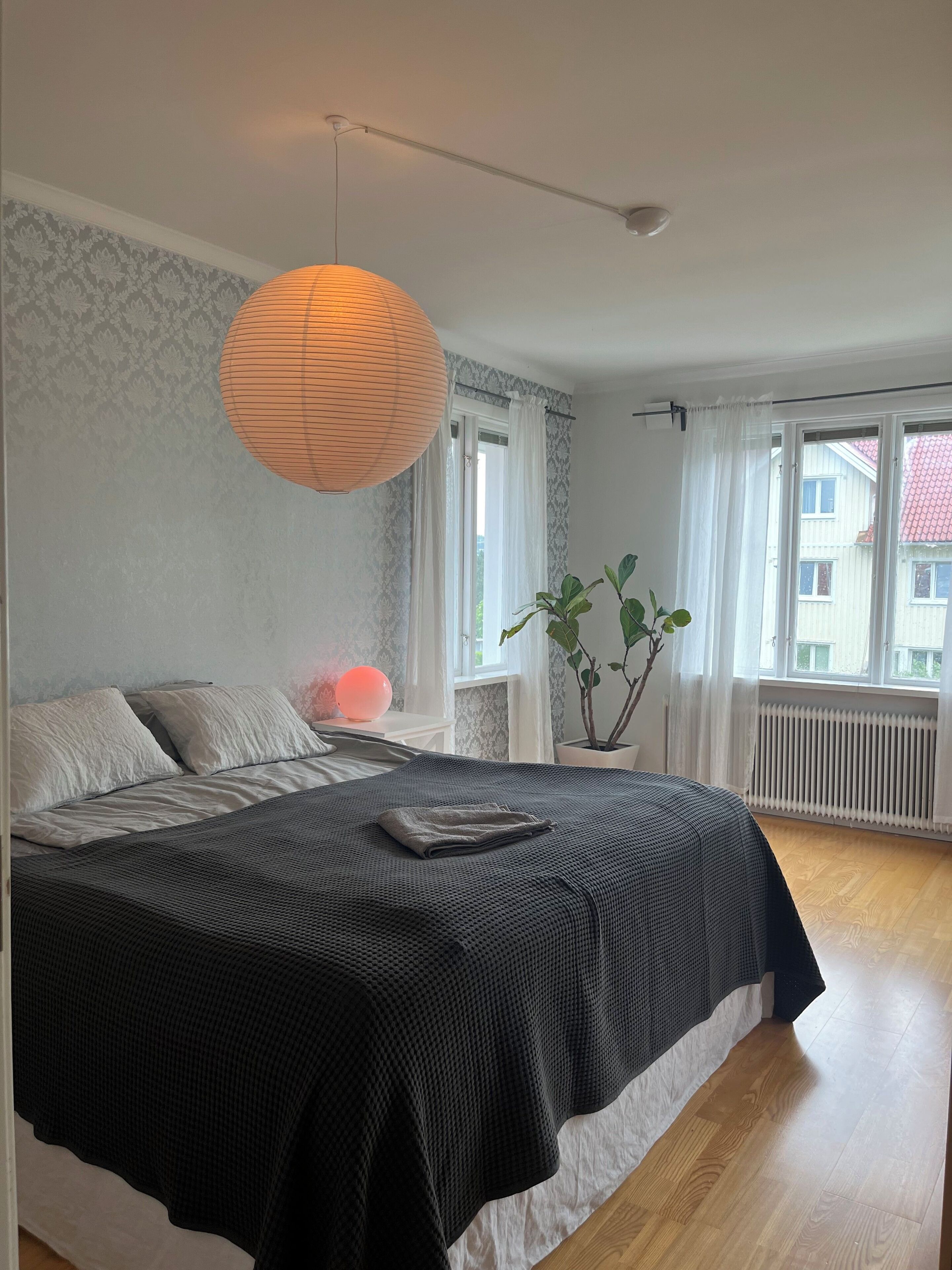 6 chambres, fer et planche à repasser, lit parapluie, Wi-Fi gratuit