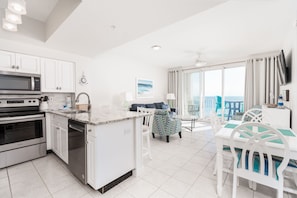 Interior - Gulf Views-Short Walk 2 Beach-Resort Amenities (Miramar Beach)
