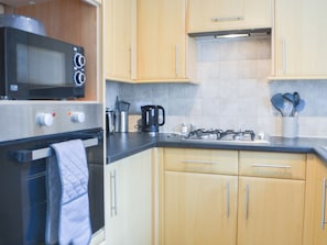 Geschirrspüler, Hochstuhl