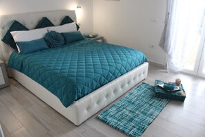 2 bedrooms, free WiFi, bed sheets - Holiday Home "Casa Della Luna" with Sea View, Private Pool and Wi-Fi (Budoni)
