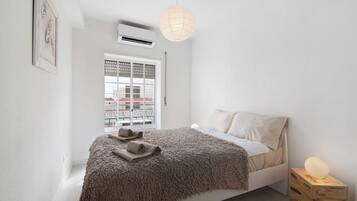 2 Schlafzimmer, Bügeleisen/Bügelbrett, kostenloses WLAN, Bettwäsche